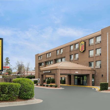 Super 8 By Wyndham Raleigh North East Hotel Eksteriør billede