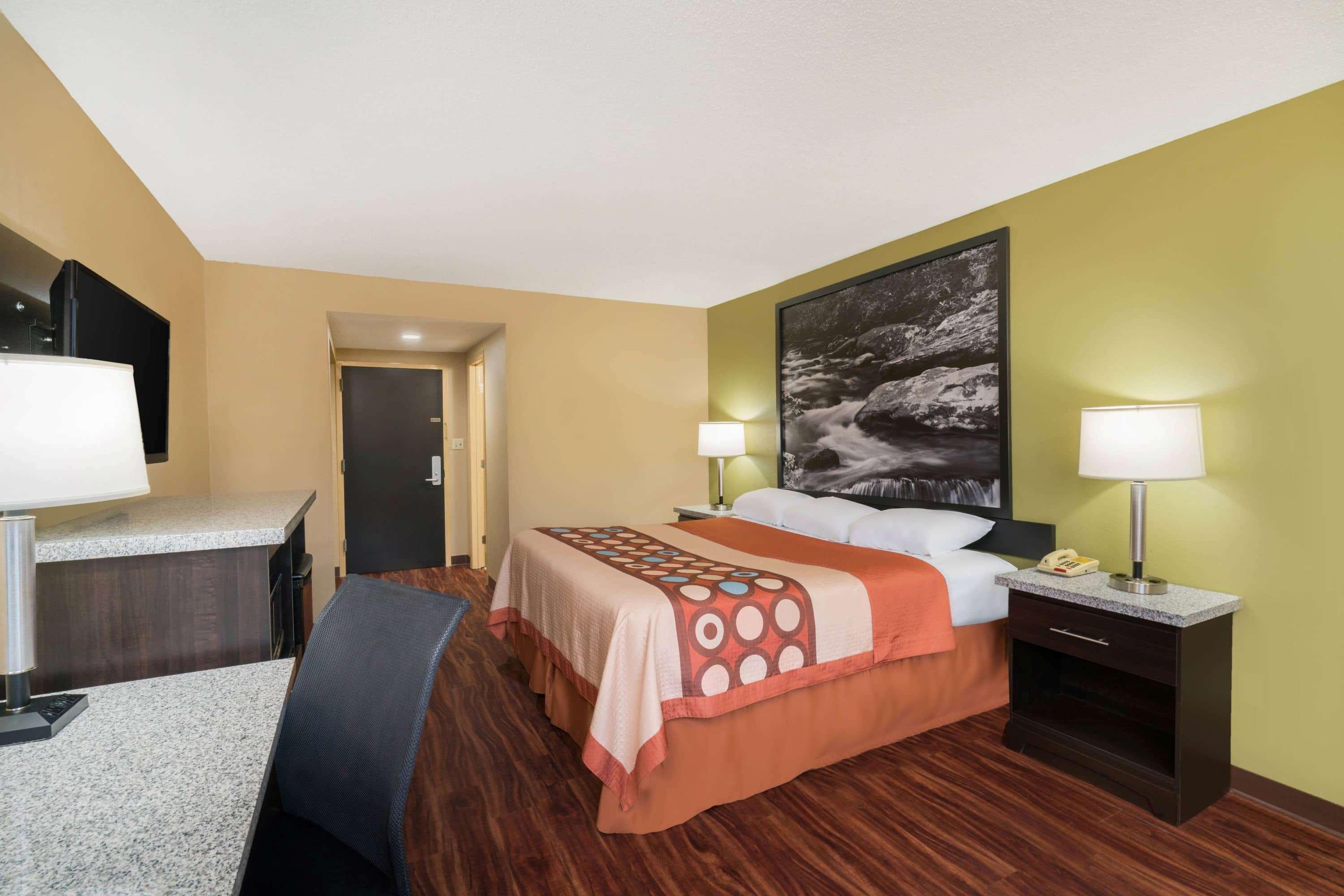 Super 8 By Wyndham Raleigh North East Hotel Eksteriør billede