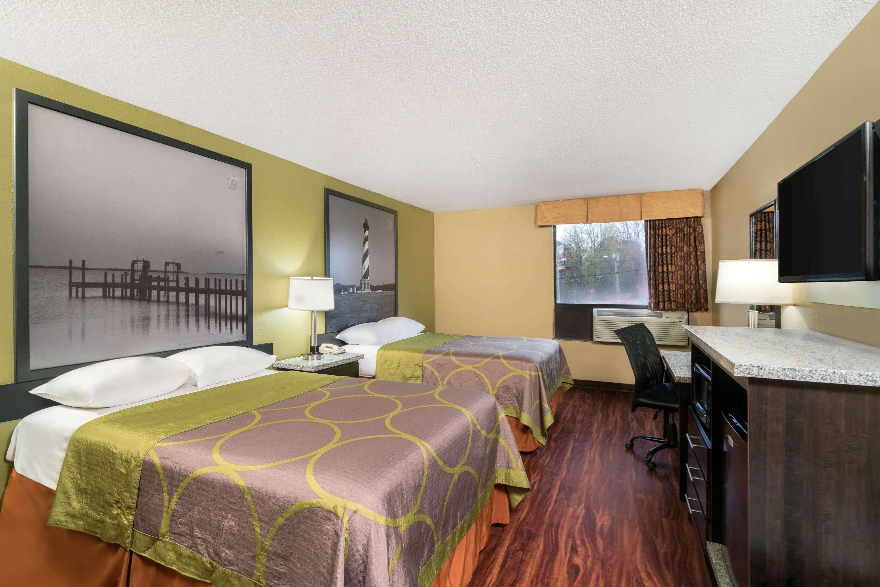 Super 8 By Wyndham Raleigh North East Hotel Eksteriør billede