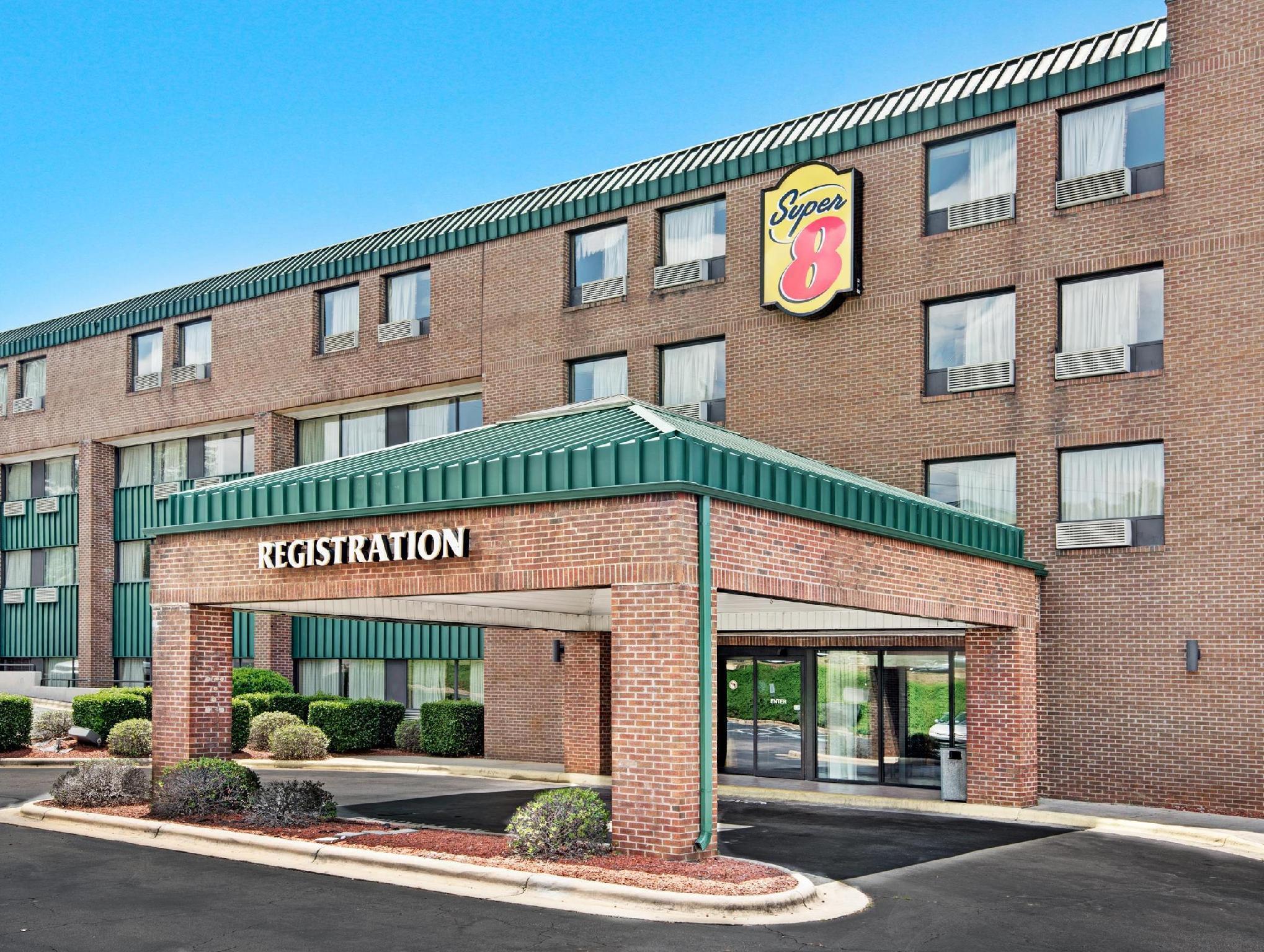 Super 8 By Wyndham Raleigh North East Hotel Eksteriør billede